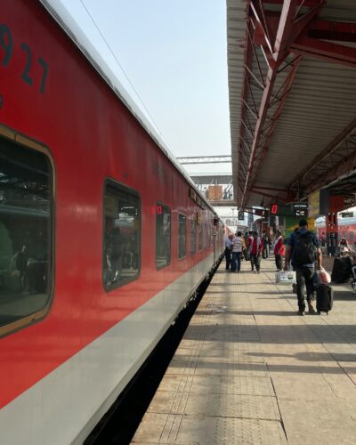 How to Travel India by Train: Booking, Classes & Tips